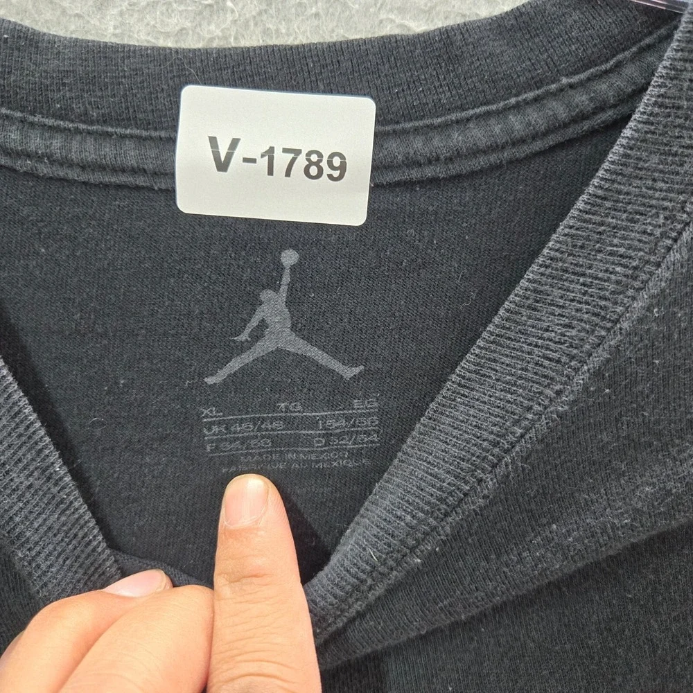 Air Jordan Men Shirt XL‎ Black Logo Jumpman Short Sleeve Crew Neck Tee